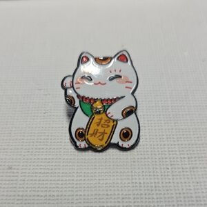 Lucky Cat Enamel Pin - White and Gold